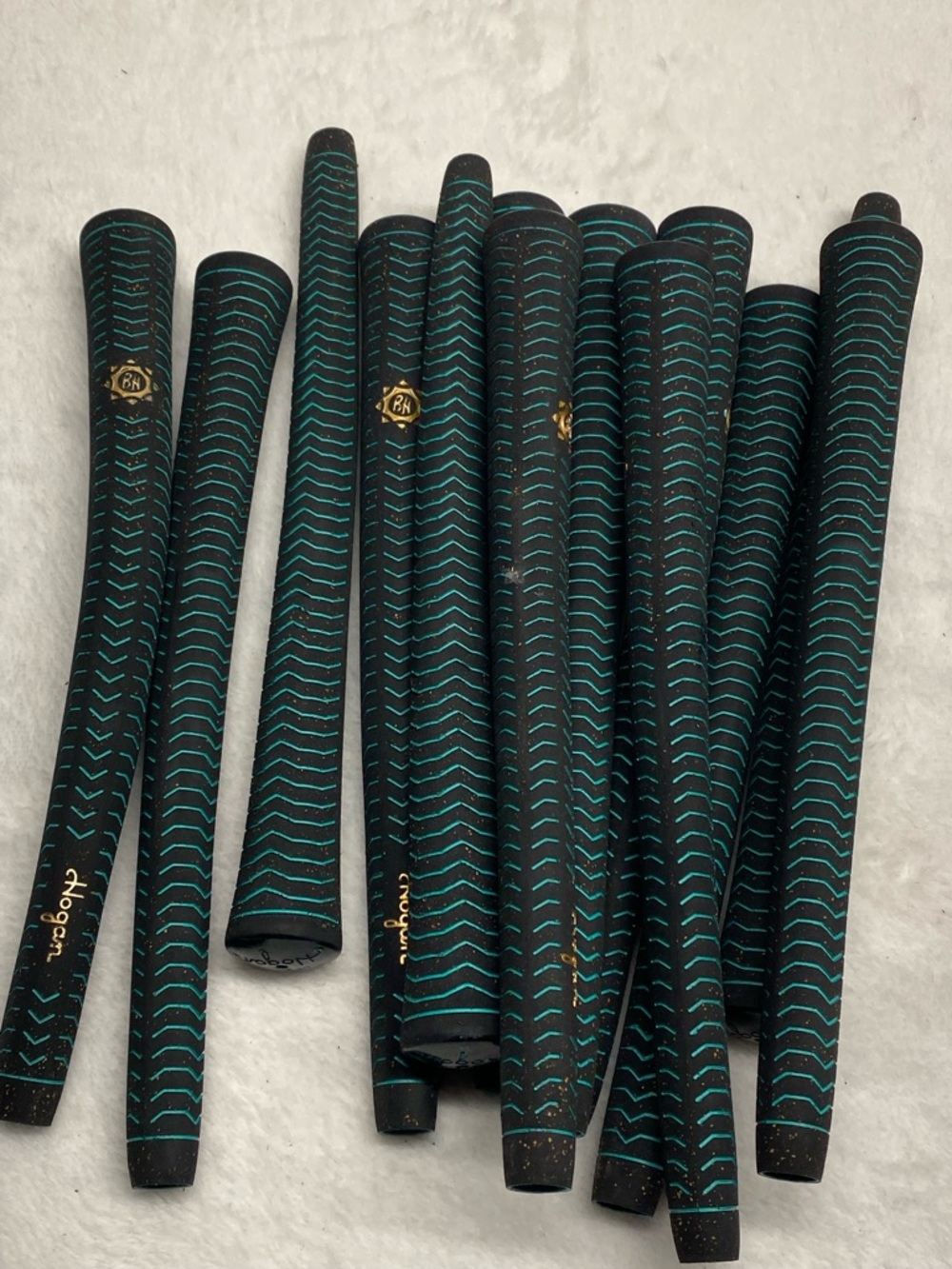 Vintage Ben Hogan Golf Grip Lot Of 13 Grips Green And Gold New Old Stock